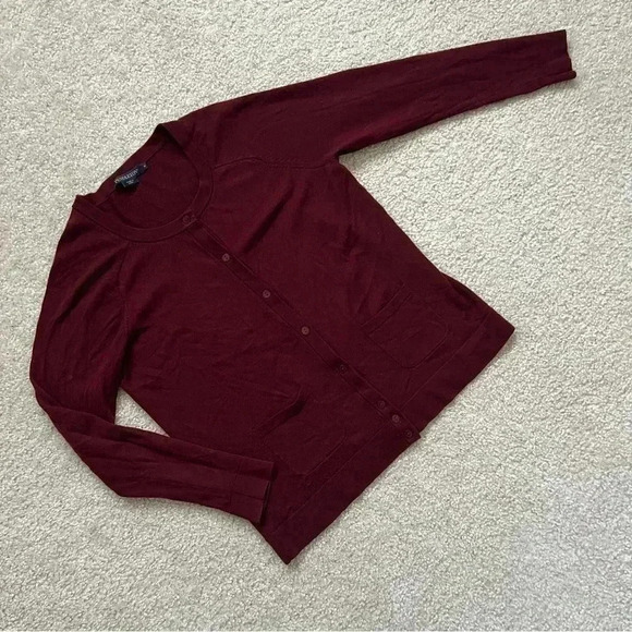 Pendleton Women’s Cardigan Button Up Long Sleeve Sweater Size Small Maroon - Picture 15 of 15